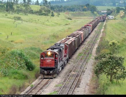 rosabola's tweet photo. #queremosmaisferrovias https://t.co/aOFJKvyP25