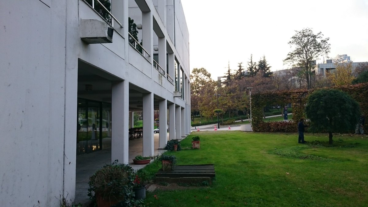 Doğayla iç içe bir yemek yemeye ne dersiniz..