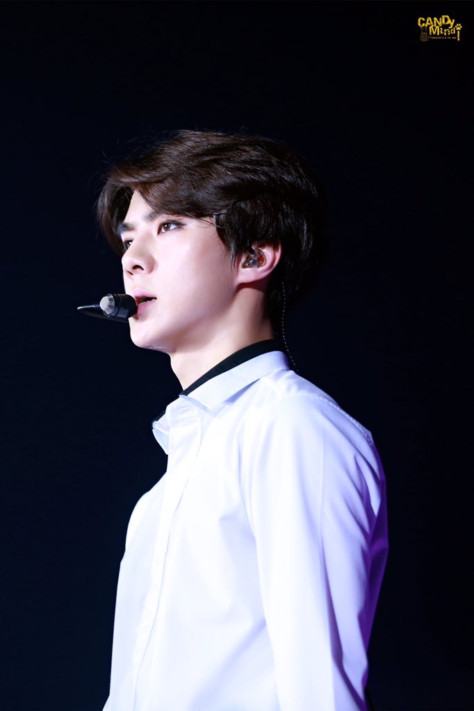 Mundy6894's tweet photo. #sehun https://t.co/yXkDxanecB