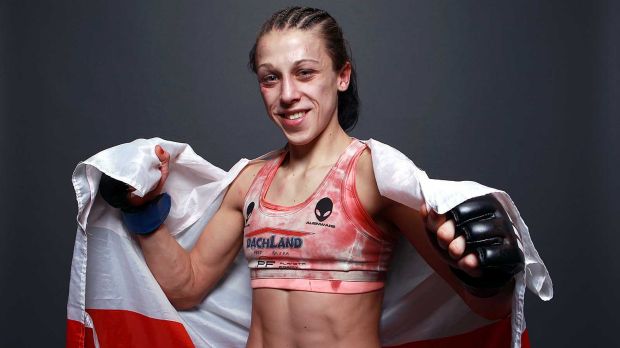 StrikeScoreMMA's tweet photo. UFC 193: Expect Joanna Jędrzejczyk's Historic Dominance to Continue #UFC #UFC193 @joannamma https://t.co/OMNaPCoicU https://t.co/SAz1AFS0vM