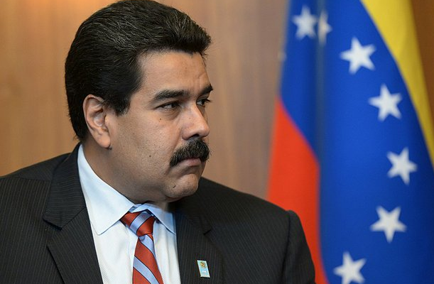 licharrier's tweet photo. #Venezuela #CPI : dépôt d'une plainte visant le président Nicolas Maduro pour crimes contre l'humanité. https://t.co/bXrm4ZYP1Y