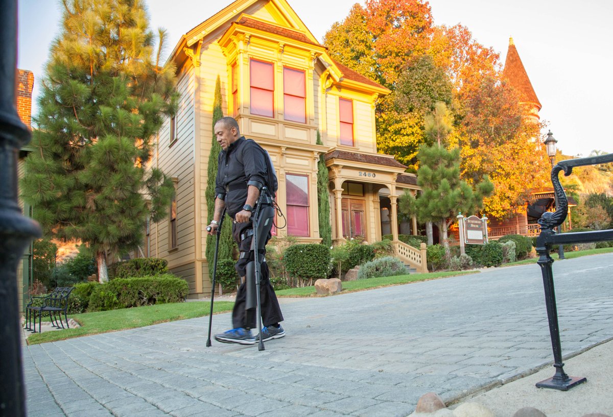 golifeward's tweet image. .@USArmy vet Gene uses his #ReWalk to have a better of quality of life. We're proud to stand with him #VeteransDay