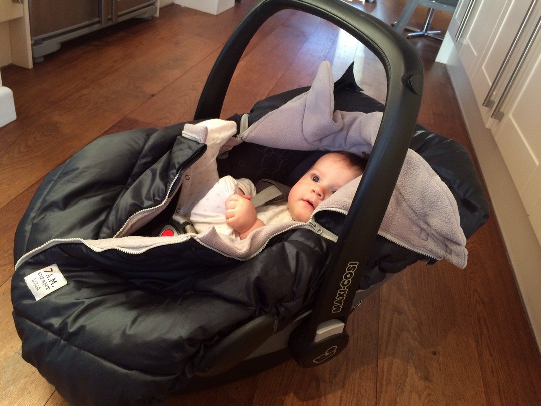 BuggyPramReview's tweet photo. Time to wrap up warm with @7AMEnfantUK Car Seat Cocoon - perfect for winter! https://t.co/P0Vg8Rgxg3 #snug #cocoon https://t.co/RUwuS5lgCx