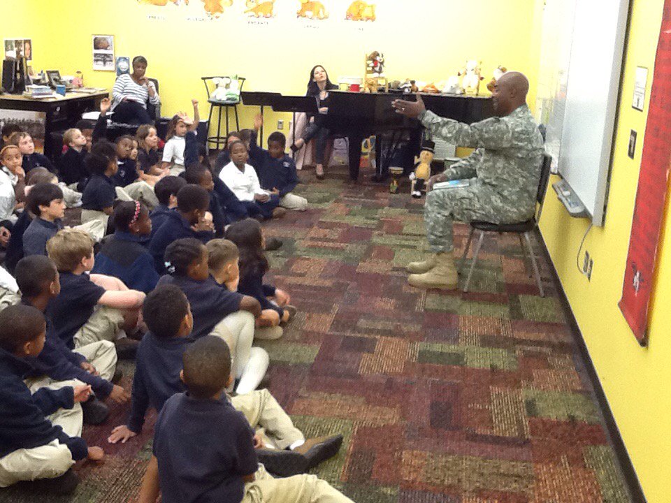 KimCan109's tweet photo. Chief Robinson shares information with us on Veteran's Day. Thank you for your service! #waprimary https://t.co/0P5H0spG81