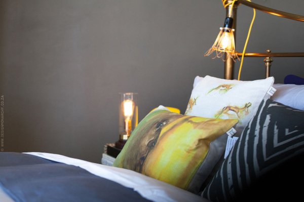 sa_decor's tweet photo. @designmonarchy @TheDesignTabloid #Inbedwithbloggers @Sanders_SAfrica campaign. here https://t.co/JnGBdjn2WD https://t.co/K3K5ZT5Q6Y