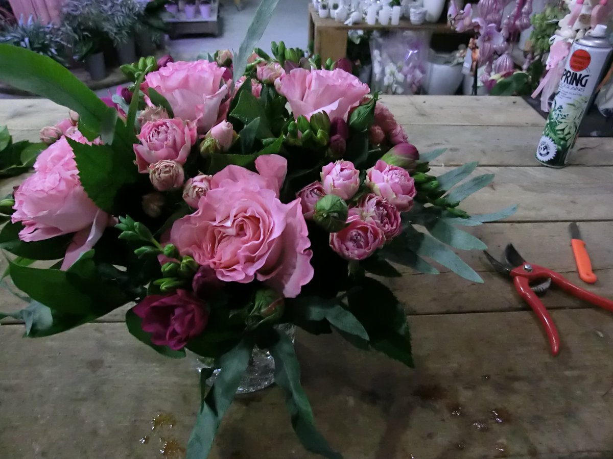 #zakelijk #bloemwerk bestellen? #Duidelijke factuur? Neem contact met ons op!