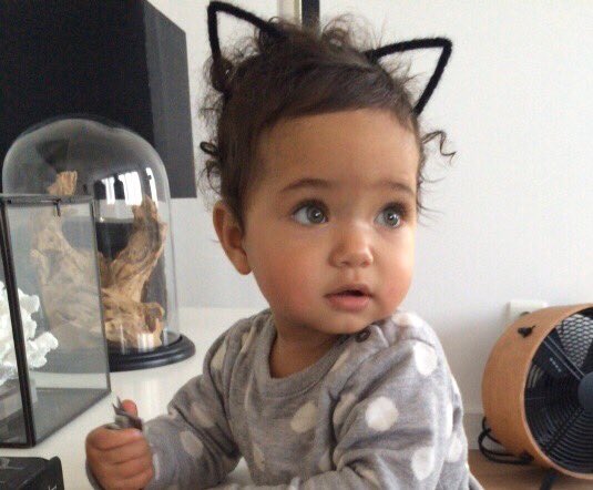 fablifestyle_'s tweet photo. This little girl ❤️ is going to rock this life! She's my cutest! And her ears? See https://t.co/UYkJWH1u3n https://t.co/Gkii9Nm7c9