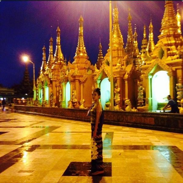 2NE1Myanmar's tweet photo. You in Myanmar dress touches myanmar blackjacks' hearts. We love you. #goddessDARAday  Chit par tal. @krungy21 https://t.co/FtieOowhPV