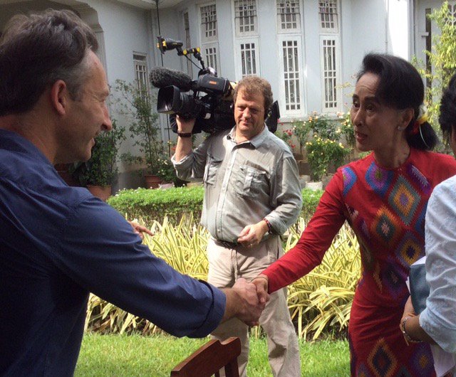 SusanSpringate's tweet photo. My husband on the sidelines of history meeting the inspiring Aung San Sui Kyi . https://t.co/TKiFyrMhLm