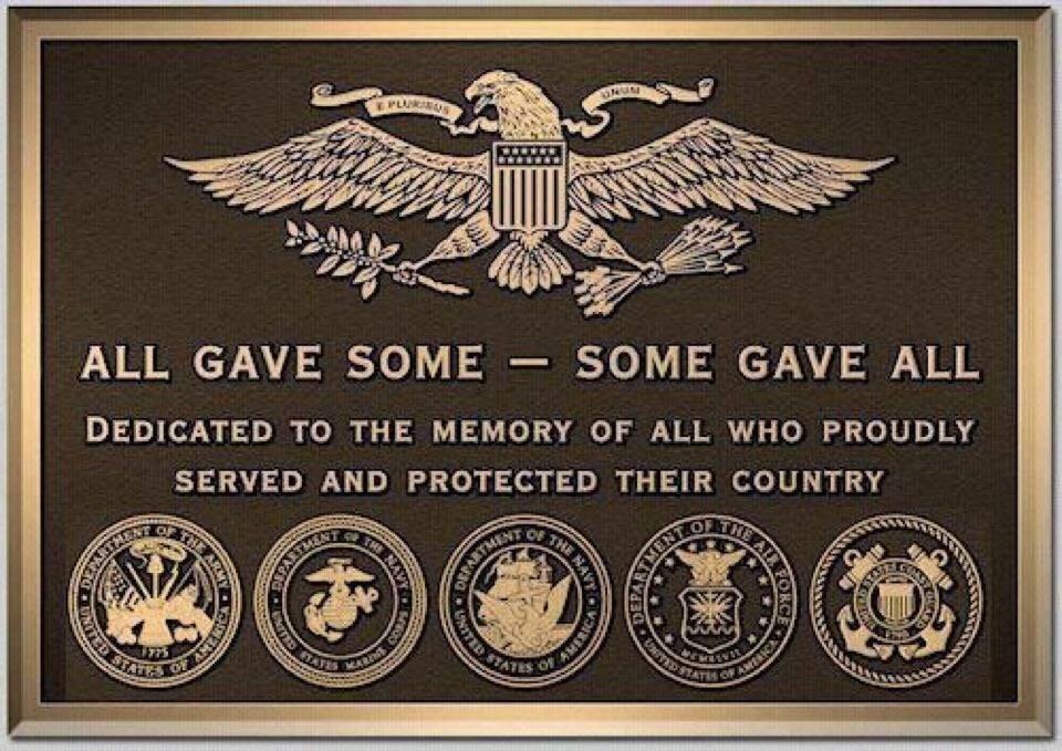 2SkinnyDrunks's tweet photo. Thank you to every man and woman who has put our Country and its freedoms before him or herself. #VeteransDay https://t.co/wftdSAWLGh