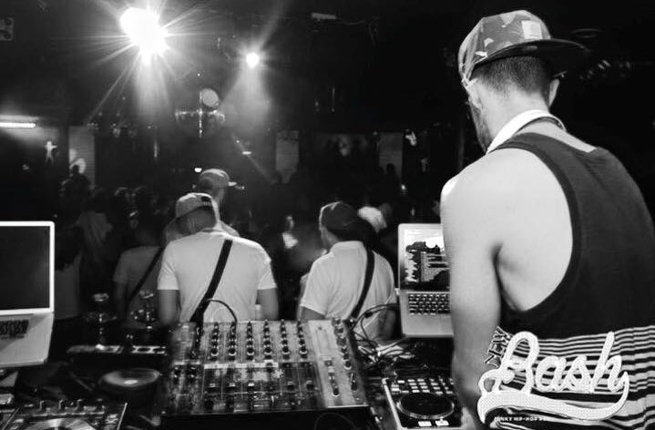 DjMiniMiniSpain's tweet photo. TONIGHT!! Noche de @bash_line #DJMINIMINI @MemedJomaa @mackiabel @anaispriji @sooraya16 @JuankyMartinezz @Derar4 🔝🔝 https://t.co/ZS2W7smTXu