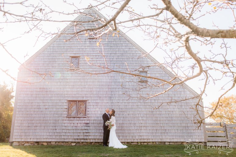 What a photo to share on #WeddingWednesday! Thanks to <a href="/KatieKaizer/">Katie Kaizer Photo</a> for sharing this amazing pic at the Oldest House!