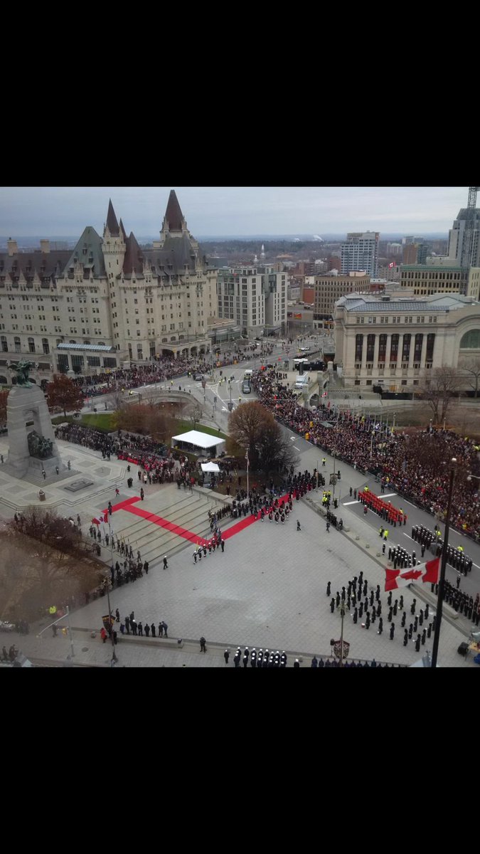 OPSbikes's tweet image. #LestWeForget #RemembranceDay 11/11 ceremony 2015