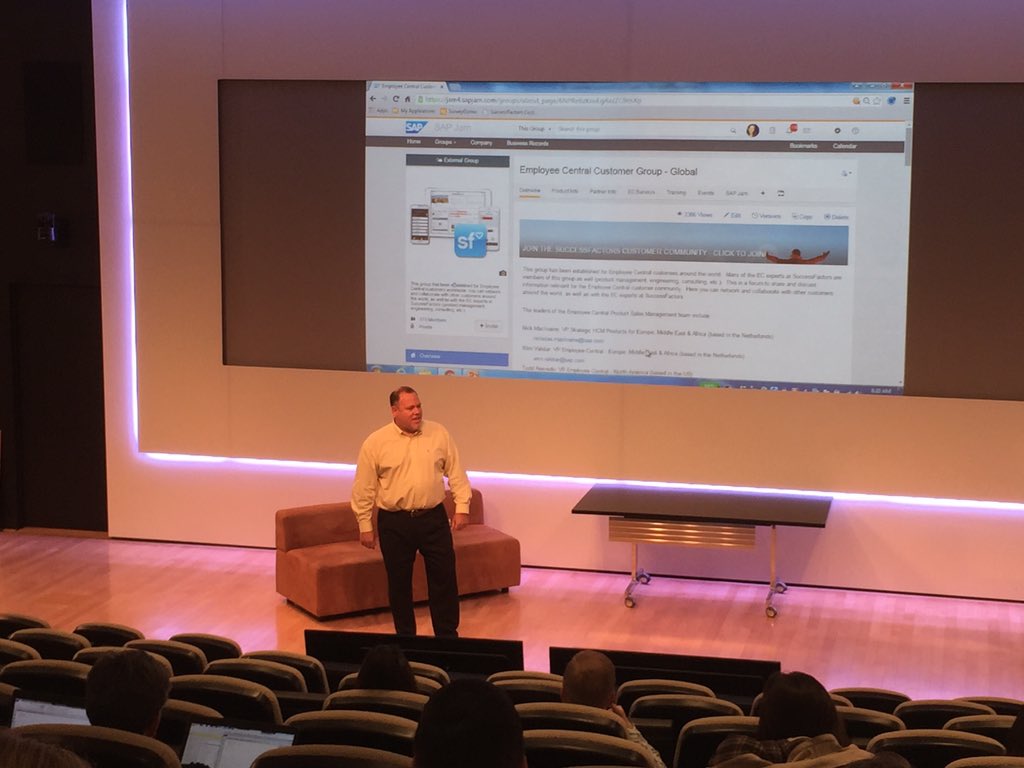 toddasevedo's tweet image. Loving on our customers!!  #ECSummit  #passion4people. Intelligent Services is a game changer!