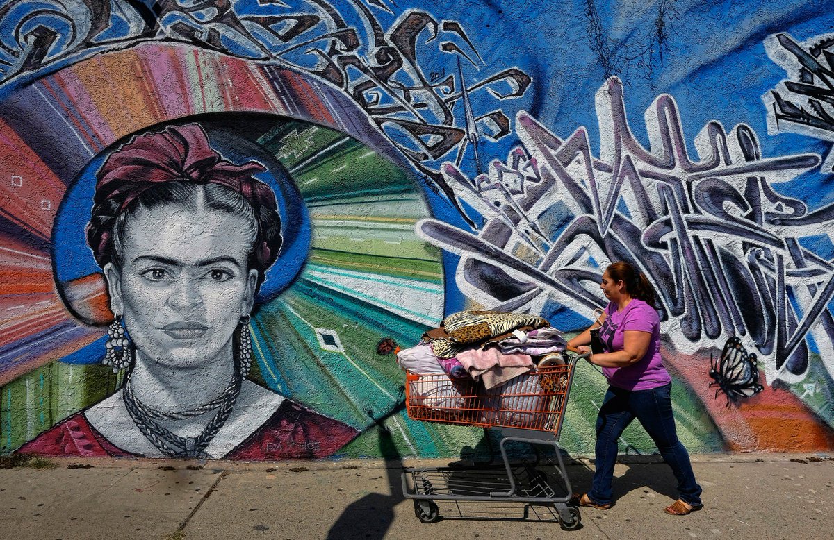 NBCNewsPictures's tweet photo. See beautiful #streetart created by Latino muralists in #LosAngeles https://t.co/m9WYLtBacT  📷 @richvogel @AP_Images https://t.co/74loF1SFTb