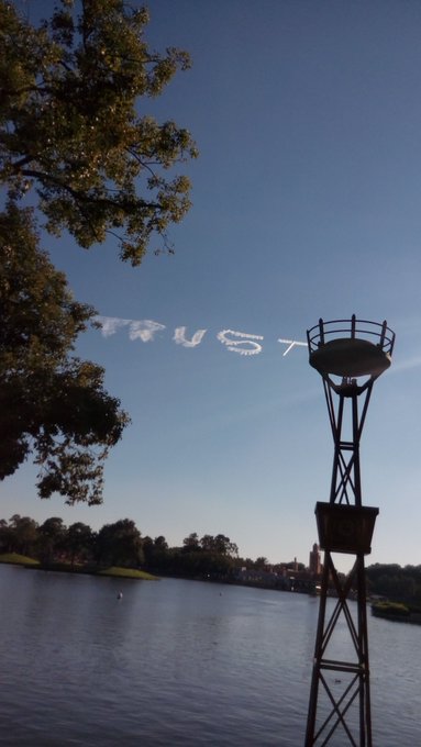 For a moment I thought the birthday sky message came a few days early. Nope. :) https://t.co/lEGWCQr<a href="/tag/homesweettimeshare"class="tags"><span>#homesweettimeshare</span></a>