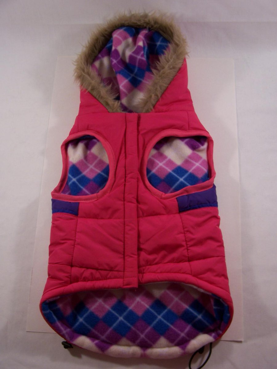 CollectorSeller's tweet photo. https://t.co/O9jYrNVYVv New in #eBay Store: #Dog #Coat with Faux Fur-Edged Hood #HotPink with #Plaid Interior, Sz M! https://t.co/iCTp0xu6Yv