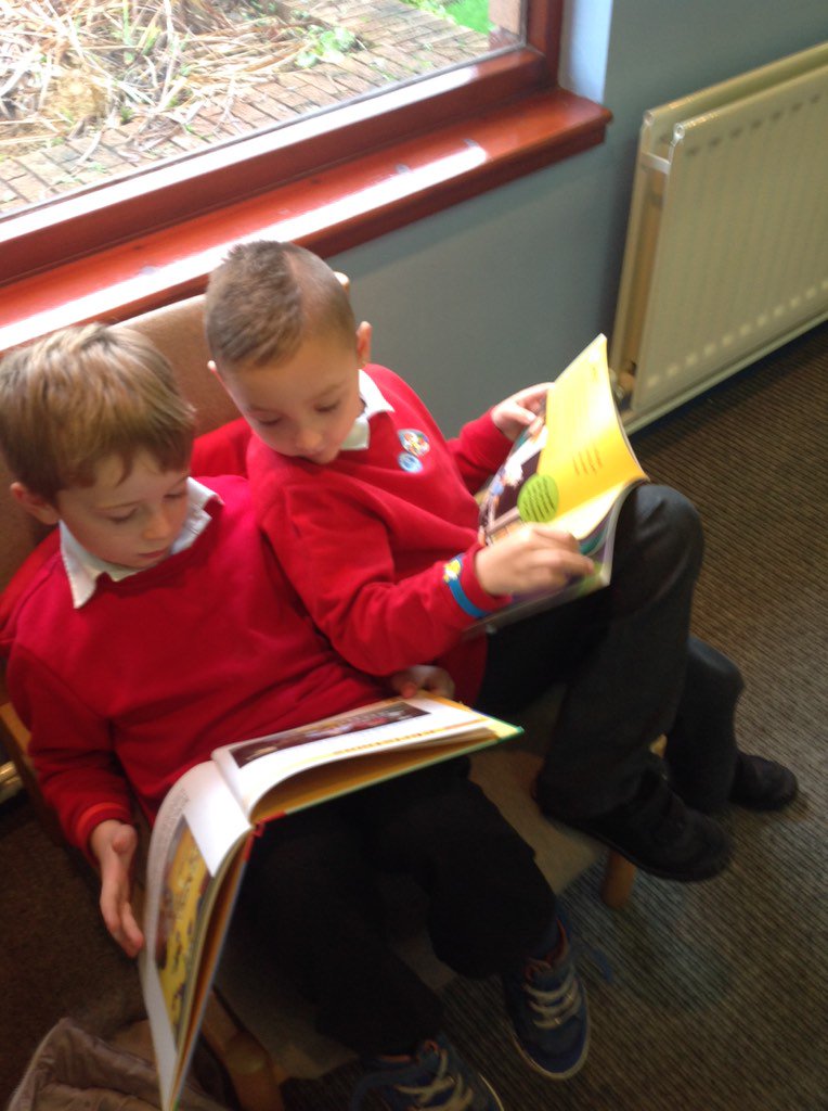 Miss Jones tweet media