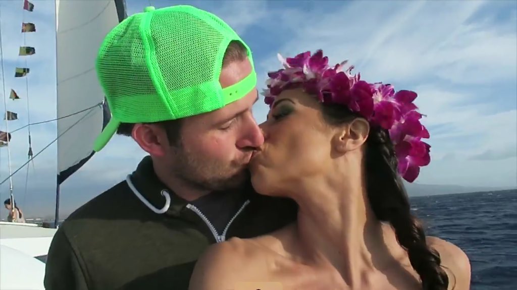 joshleenbabes's tweet photo. if they aren't your goals idk what is @ColleenB123 @JoshuaDtown https://t.co/tq54d5JV1R