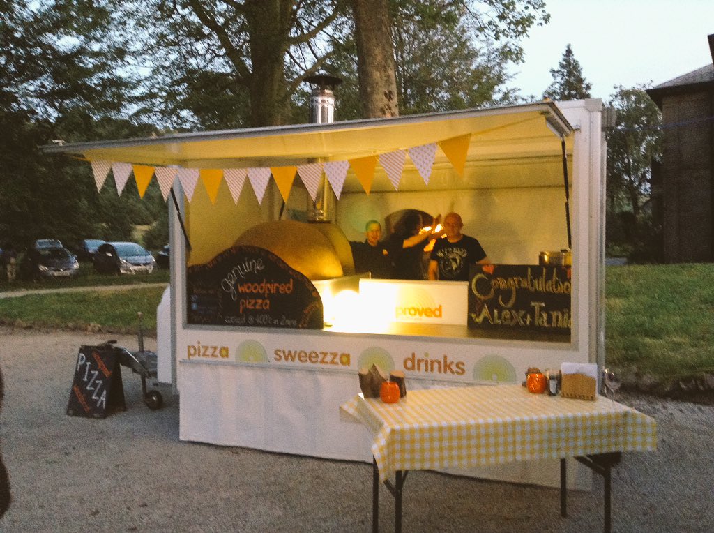 &amp; Here's a pic of us at said wedding. #weddinghour #pizza #bunting 
Check out our Facebook too 👌🍕X