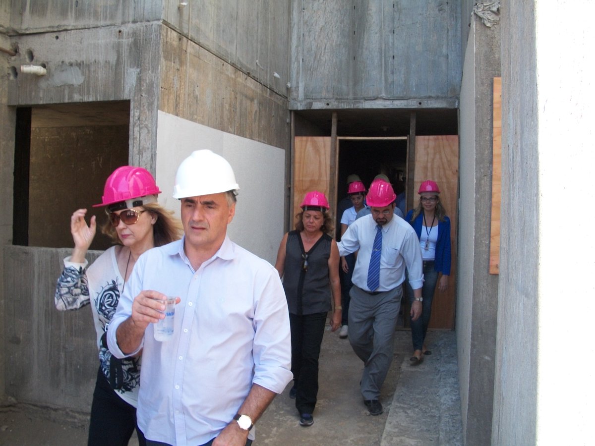ReporterEletron's tweet photo. Comitiva #TVMaster #Canal20 #AlexFilho Visita Obras @PMJPonline @Luciano_Cartaxo com @BethMenezespb @GiovanniMeirele https://t.co/vuK5FtJFl9