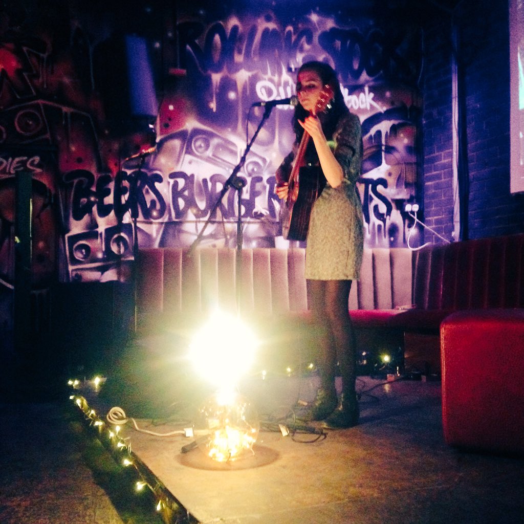 UntitledMusicUK's tweet photo. Just heard a member of the audience liken @kieralaurenn's voice to @NorahJones! We love her! #UntitledFamily https://t.co/qNwQrStM0i