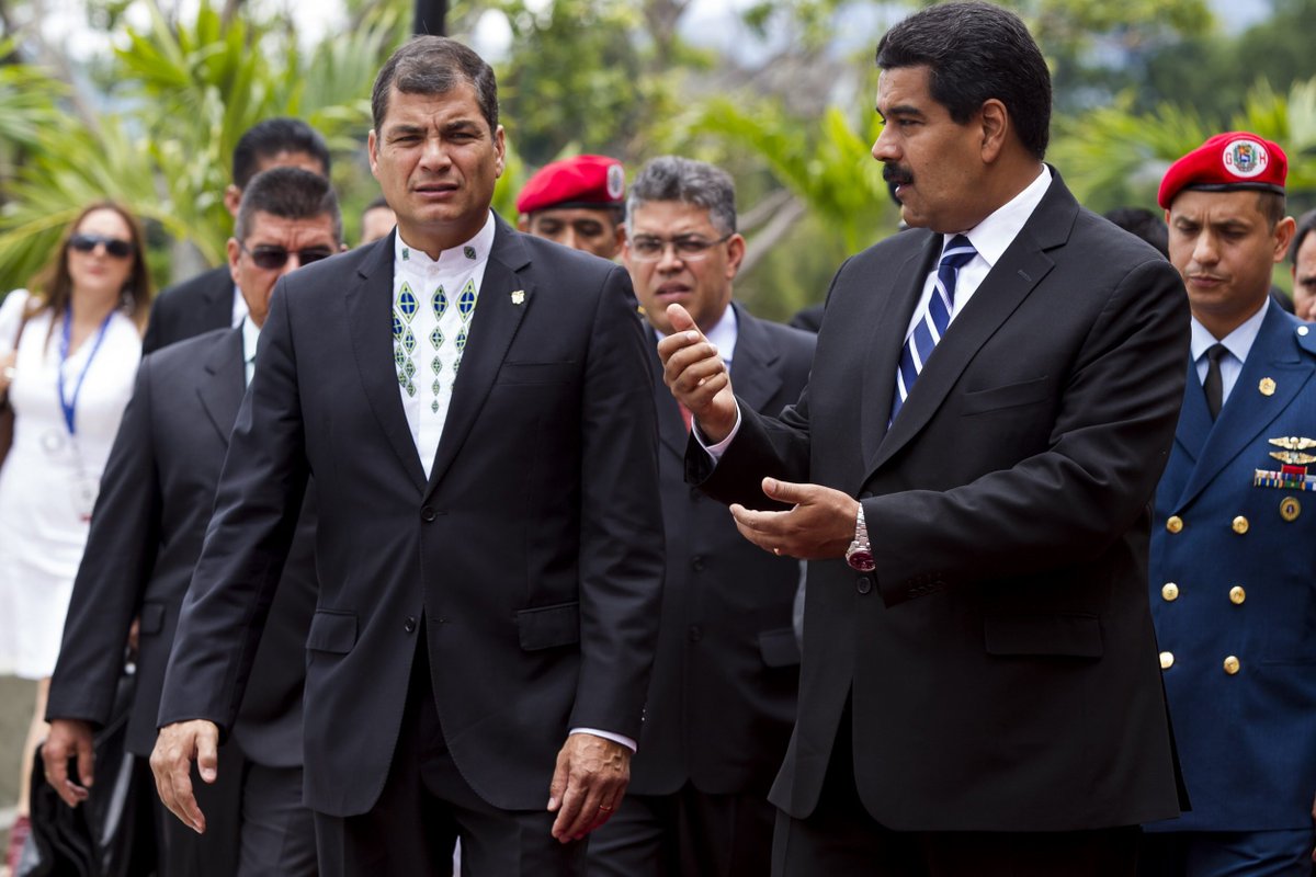 teleSURtv's tweet photo. Maduro y Correa debaten juntos precios del crudo con países #OPEP https://t.co/iGvfLTSK2E #ASPA2015 https://t.co/nhPqhUoLy0