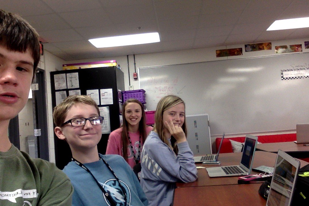 AustinC_NT's tweet photo. MY amazing group for the global issues summit. Thanks all of you. #boydbence #newtechcoppell https://t.co/zhckoTFm7c