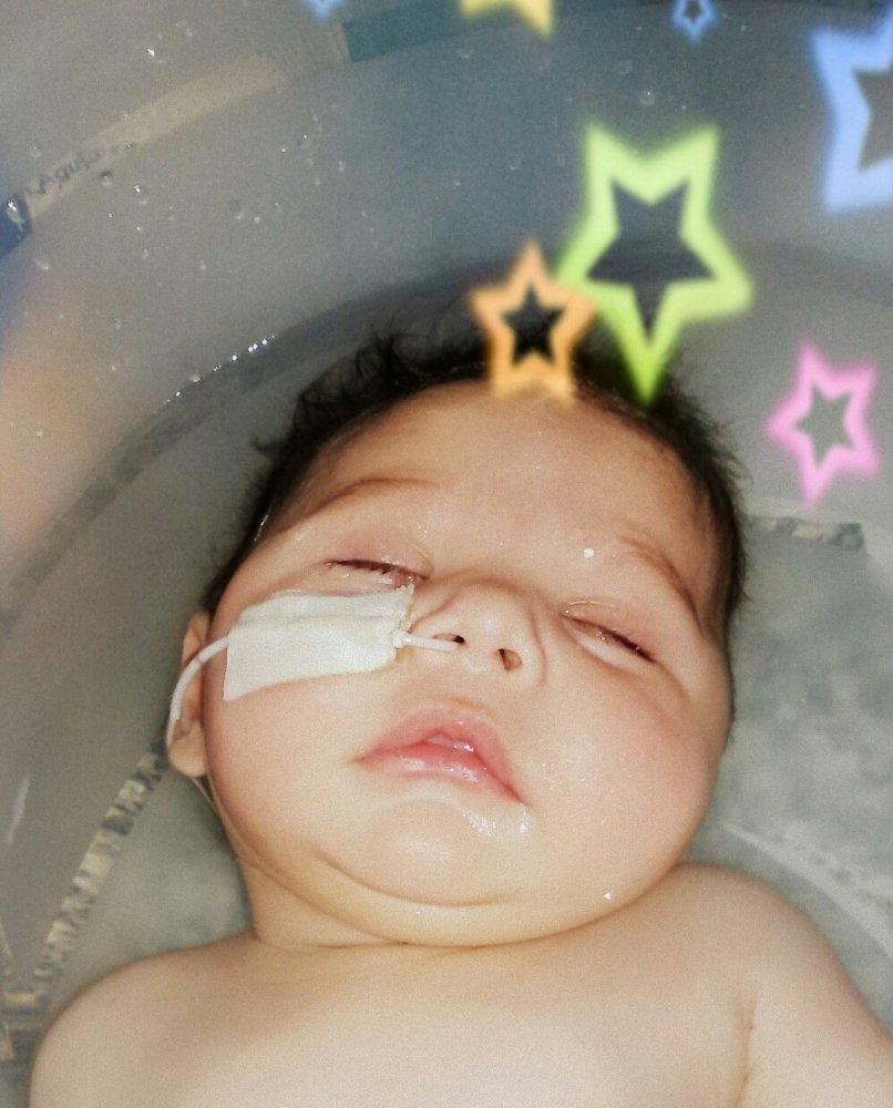 10_soofym's tweet photo. #Benii Como la estas pasando tan mal ytan chiquito que sos ya vas a seguir a delante toda la esperanza para vos 😞❤ https://t.co/BfwClF7tEG