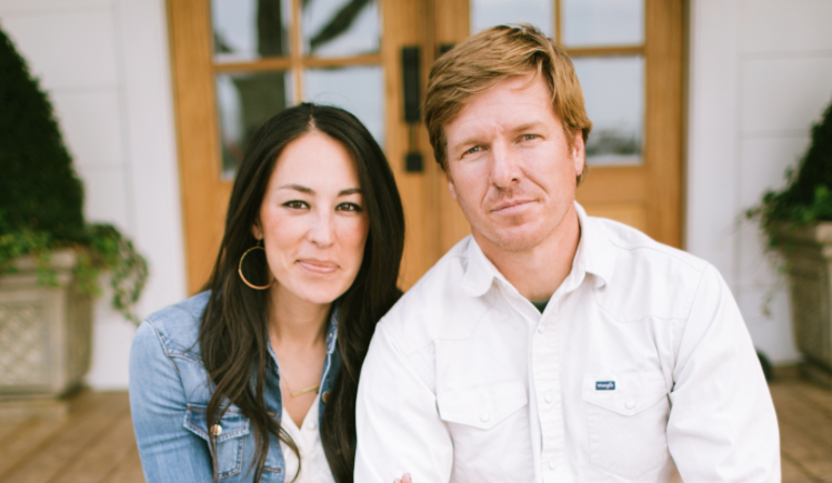 iamsecond's tweet photo. Want to see @TheMagnoliaMom and @chippergaines in an I Am Second film? RT and like this to get their attention! https://t.co/eJC6hkSBbA