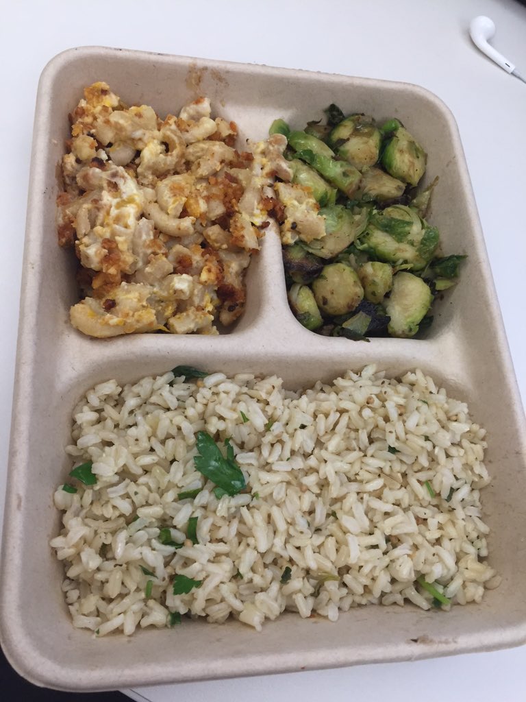 davewhansen's tweet photo. 5 spice meatballs from @diginn ... Oh wait.  Serves me right for ordering ahead. https://t.co/eHWWNrj3uy
