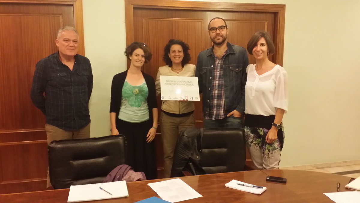 Inmaculada_MuCa's tweet photo. @rguadalquivir @sjaznalfarache @FdoZamoraR reunión con la UPO #planinclusion San Juan https://t.co/oclpEKN7Yg