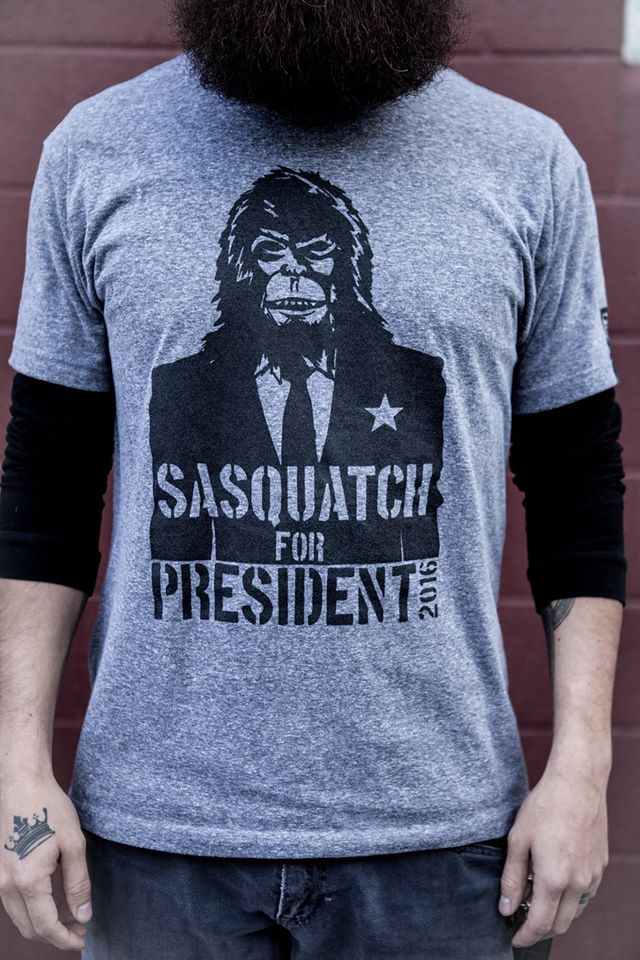 SpookyNation's tweet image. Support us gals on Kickstarter #SpookyNation! Shirt by Christmas :) Spooky Nation: 
kickstarter.com/projects/77782…