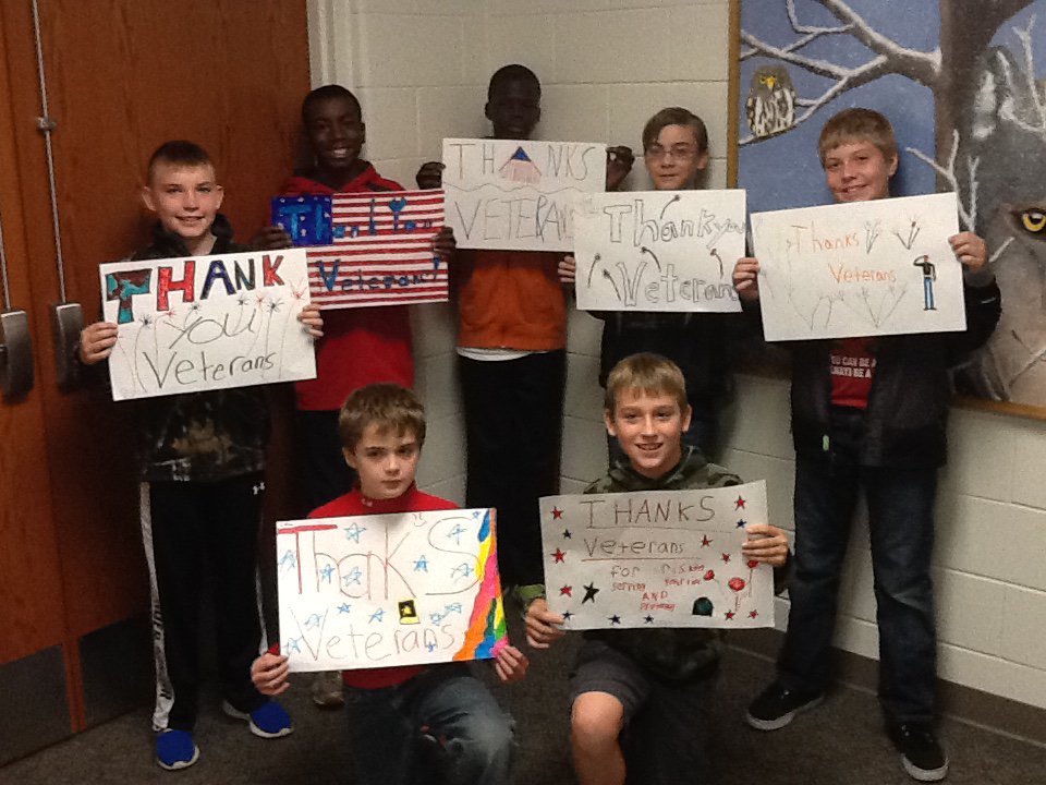 GEO_AMS210's tweet photo. @USNavy @USArmy @USMC @USCG @usairforce This Veterans Day I want to say Thank You For My Freedom! #aurorahuskies https://t.co/LRfb9Fl6Dx