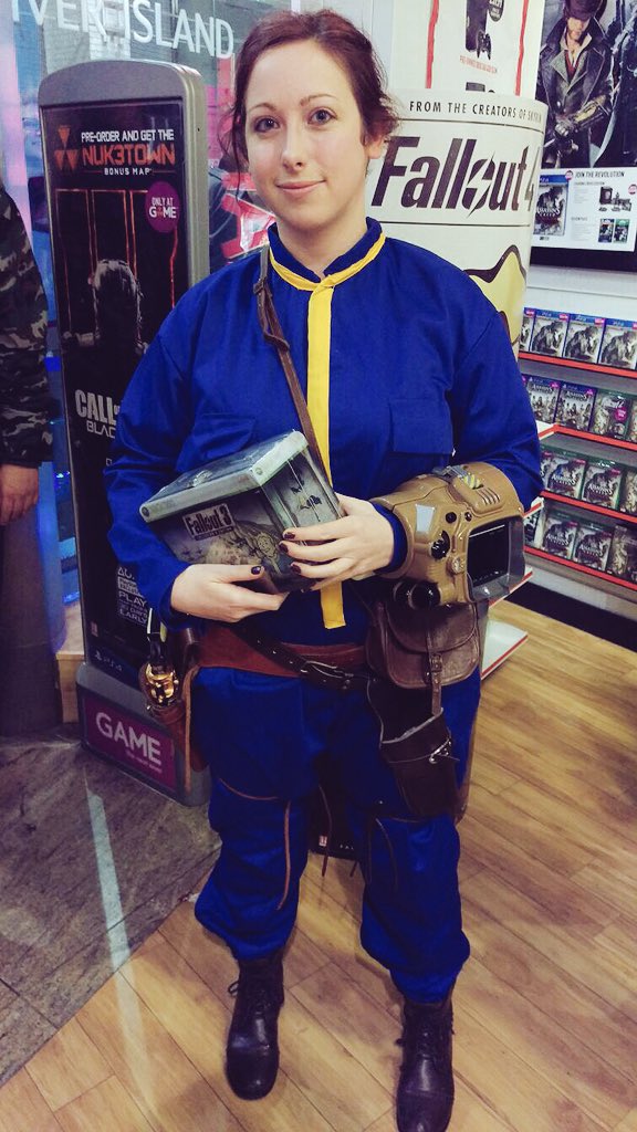 GAMESouthampton's tweet photo. A massive thank you to this dedicated fan of #FalloutSpotlight and we hope you enjoy your #fallout3 special edition https://t.co/K6fEz8NchT