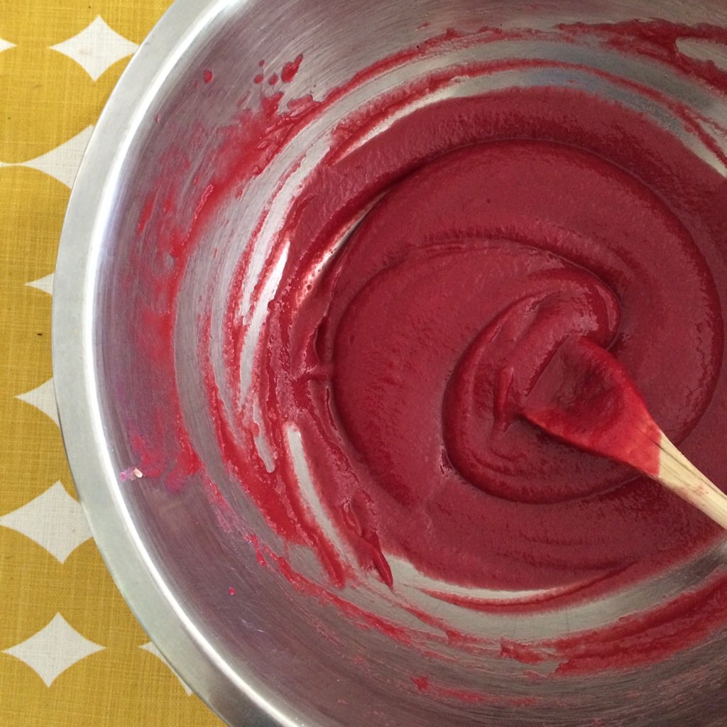 EatDesignSA's tweet image. Having such fun with numnums - made a syrup with them. Beautiful flavour and how is this colour? #fynbos