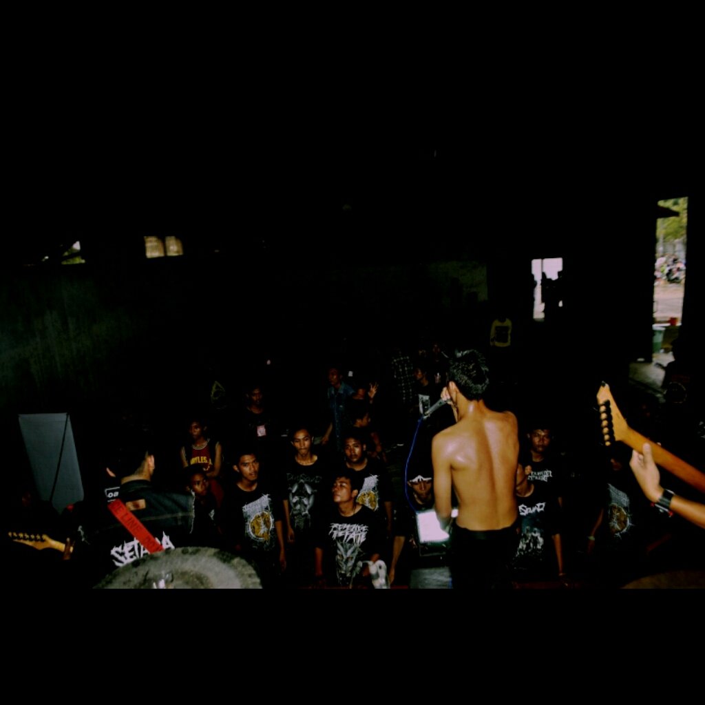 K E C A M A N tweet media