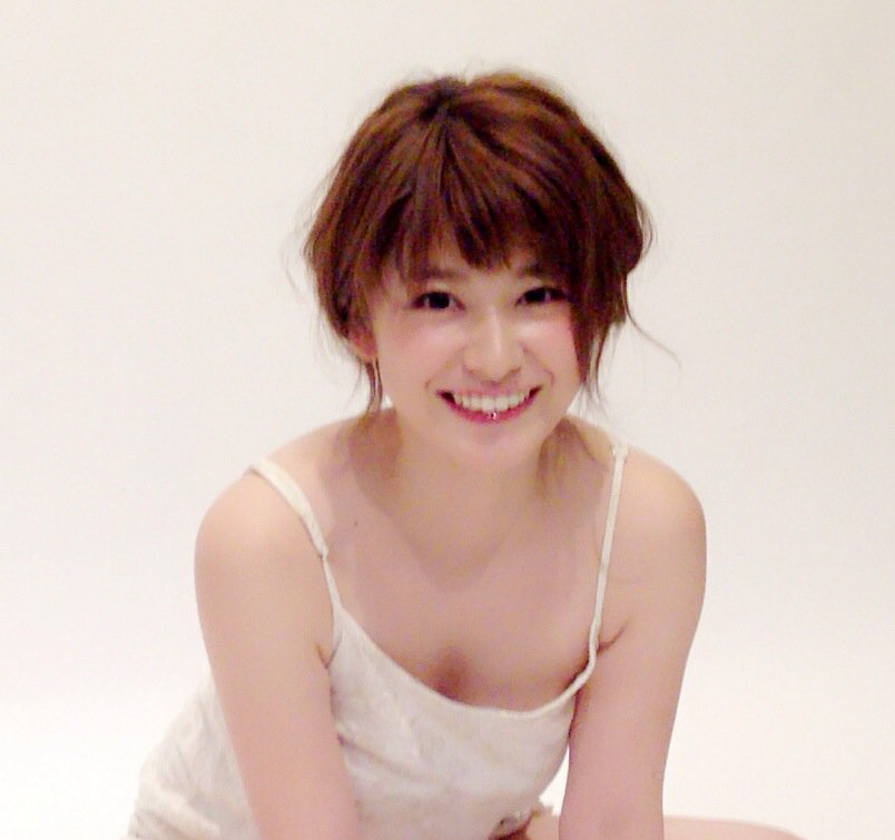 ヘアメイクいたつ 中島愛里ちゃんとご一緒させて頂きました 透明感 半端ない お疲れ様でした 中島愛里 透明感 ヘアメイク 最高 今日は 毒舌 では なかった 笑 T Co Ikeo68kqhp ヘアメイクいたつ 中島愛里ちゃんとご一緒させて頂きました 透明感 半端ない お疲れ様でした 中島愛里 透明感 ヘアメイク 最高 今日は 毒舌 では なかった 笑 T Co Ikeo68kqhp