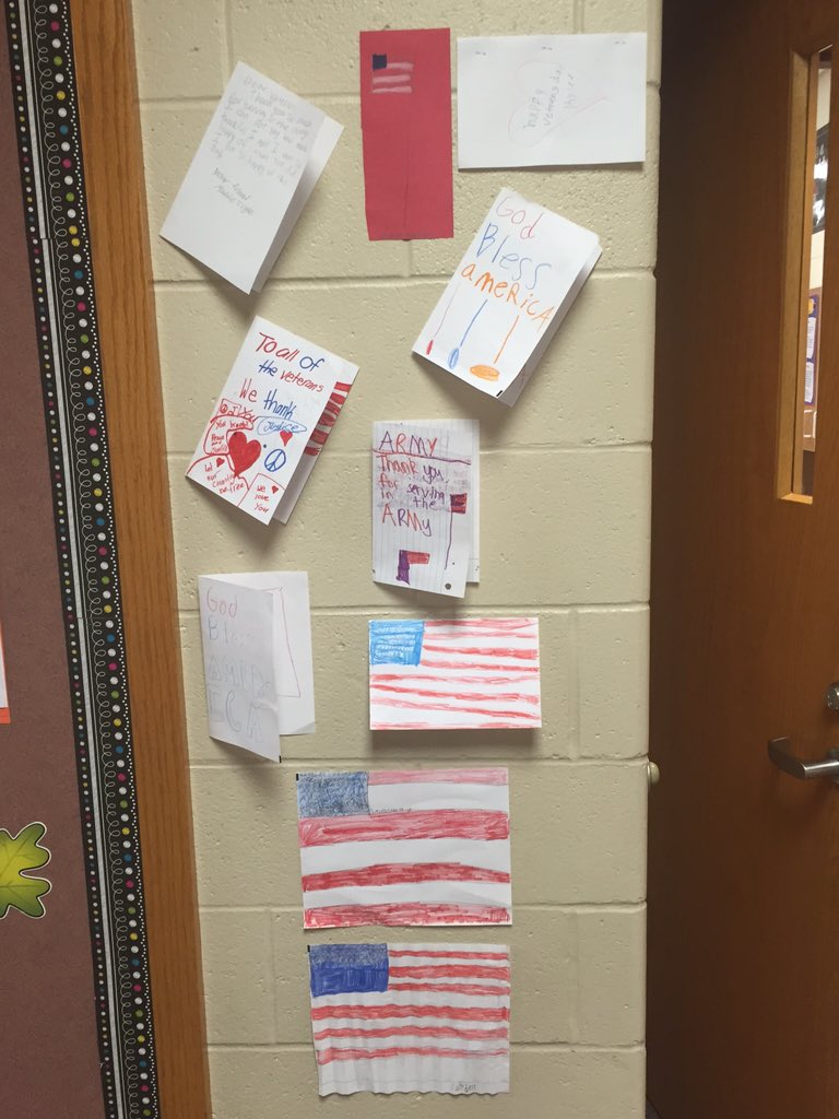 MrsBrown3rd's tweet photo. Happy Veteran's Day from room 201. #shcoyotes https://t.co/zQYiZ7z2V3