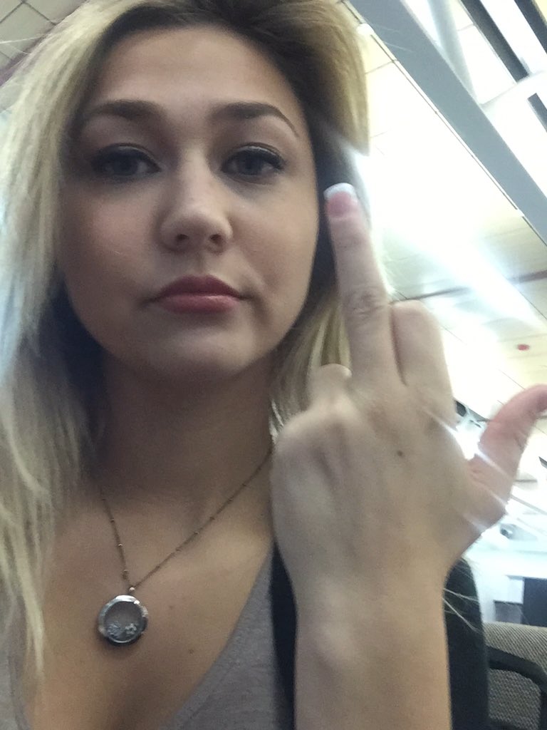 LexiHoward5's tweet photo. Me today https://t.co/1OpIHXdfxn