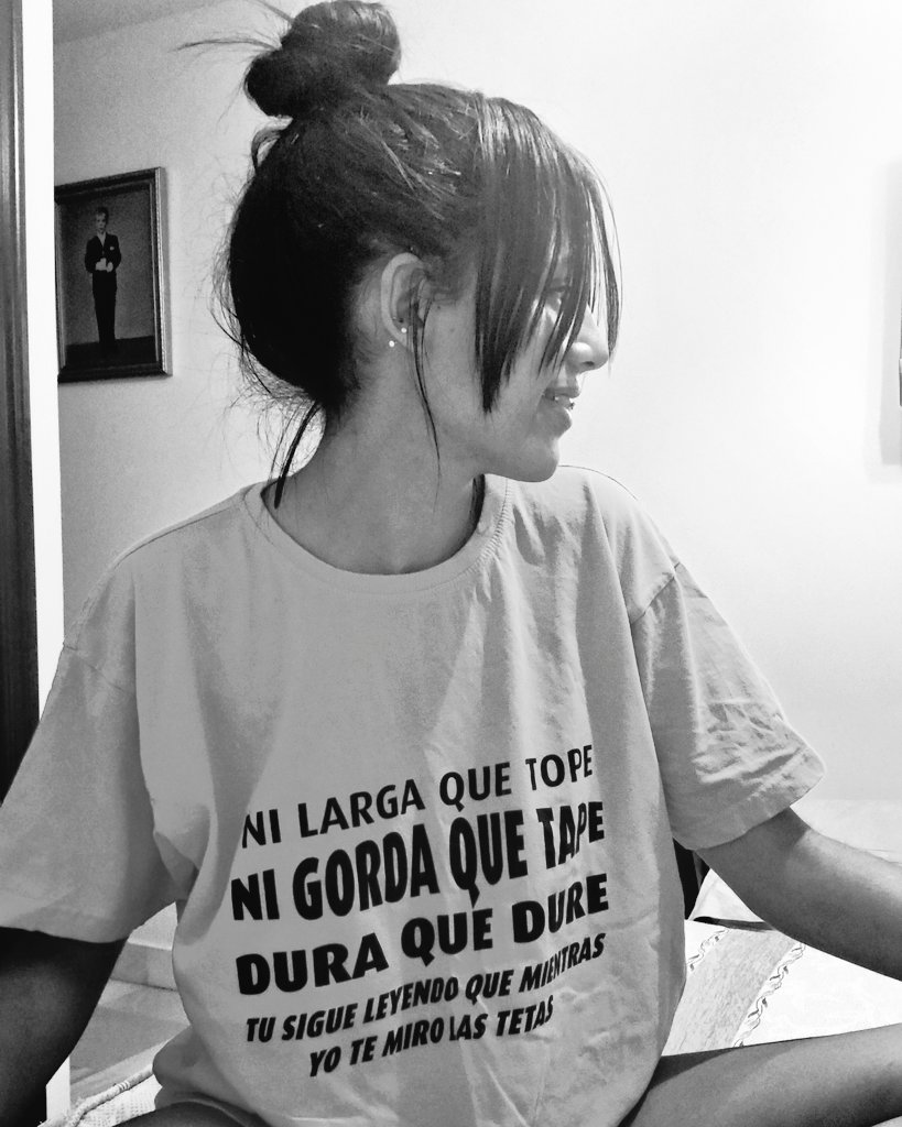 Fatigallardo's tweet photo. Lastima muy grande que no vaya por nosotras..las tetas planas 😂😂😂😂 https://t.co/jhf1LaqpwJ