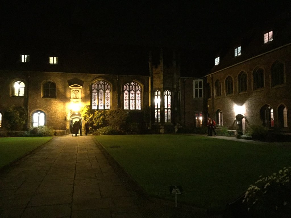 cambfoodtour's tweet photo. Looking forward to the Poppy dinner with @markjpoynton at @QueensCollege organised by @CathyJonesJewel https://t.co/w9zFnTeDmi