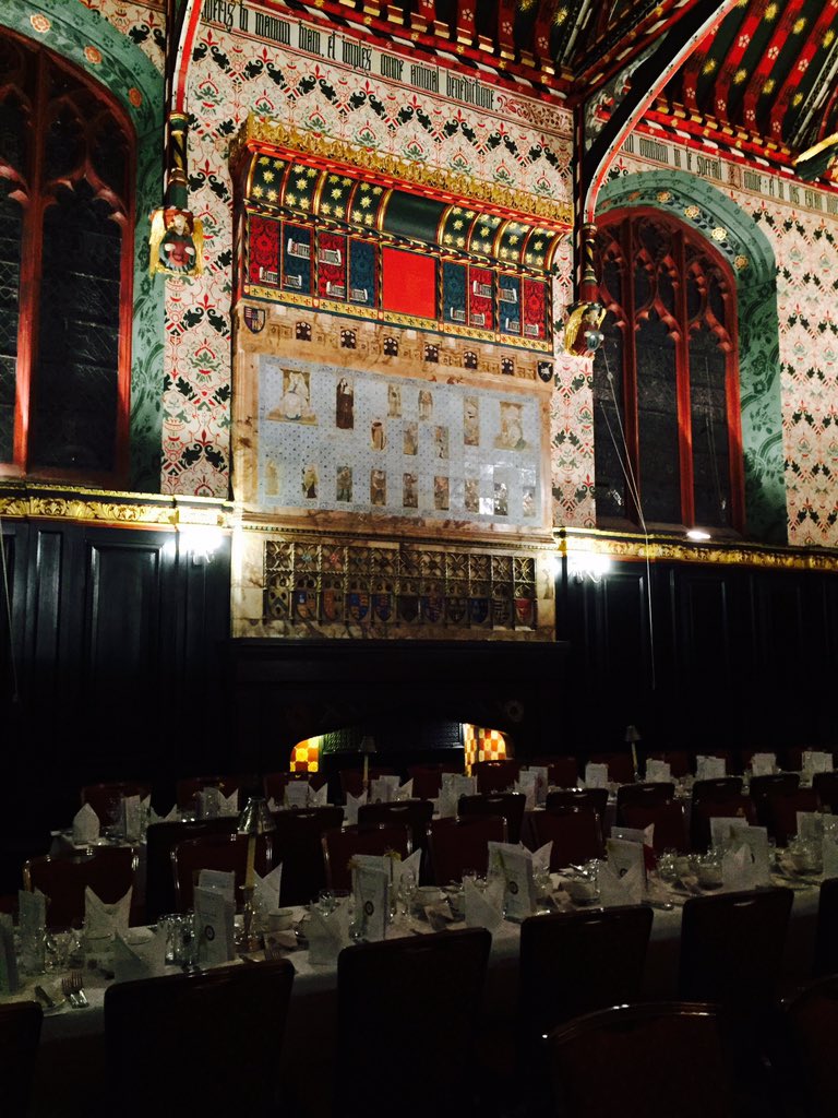 Looking forward to the Poppy dinner with <a href="/markjpoynton/">Mark Poynton</a> at <a href="/QueensCollege/">Queen's College</a> organised by @CathyJonesJewel