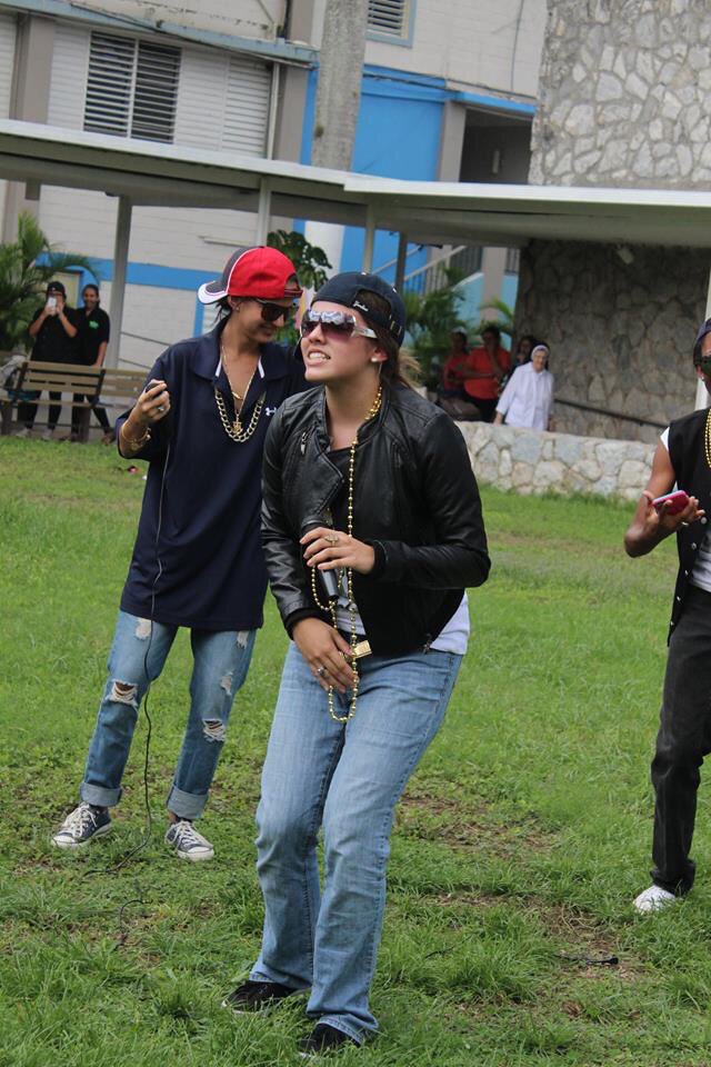 laura_mb28's tweet photo. Está hecha delicious pero special edition ##BabyBooRemix @daddy_yankee https://t.co/h4fZs7t1iA