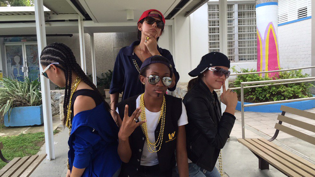 laura_mb28's tweet photo. Está hecha delicious pero special edition ##BabyBooRemix @daddy_yankee https://t.co/h4fZs7t1iA
