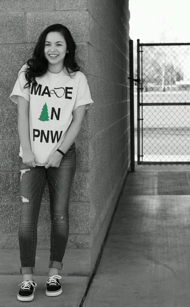 DistributarySCo's tweet image. The PNW Tee is officially out! 
Stop by and grab one now before they are gone!🌲 
DistributarySupplyCo.com