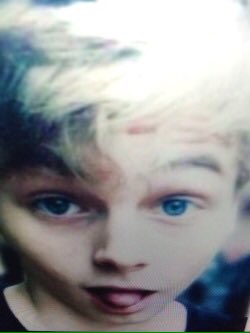 5sobroken's tweet image. estou bonito?