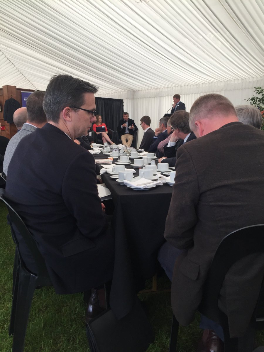 markewilliamson's tweet photo. Chatting about KPMG’s Agribusiness Agenda at Canterbury Show. Great event. @KPMGNZ @OneFarmConnect https://t.co/jGcIDNUTDx