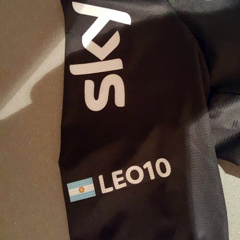 NetcompanyINEOS's tweet photo. In case you missed it, Lionel Messi now owns a custom @TeamSky bike and jersey!! Full info: https://t.co/2DKjguRRUI https://t.co/vt9spSCguY