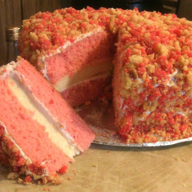 sirskamsahlot's tweet photo. Strawberry shortcake 😊😊😊😍😍😍😍😍 https://t.co/096JrhfzBI